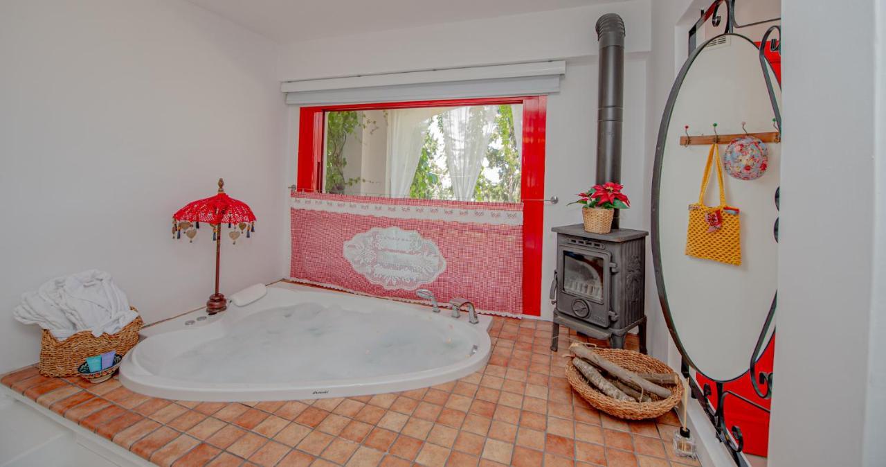 Villa Taraca Alacati Romantik Otel (Adults Only) Bagian luar foto