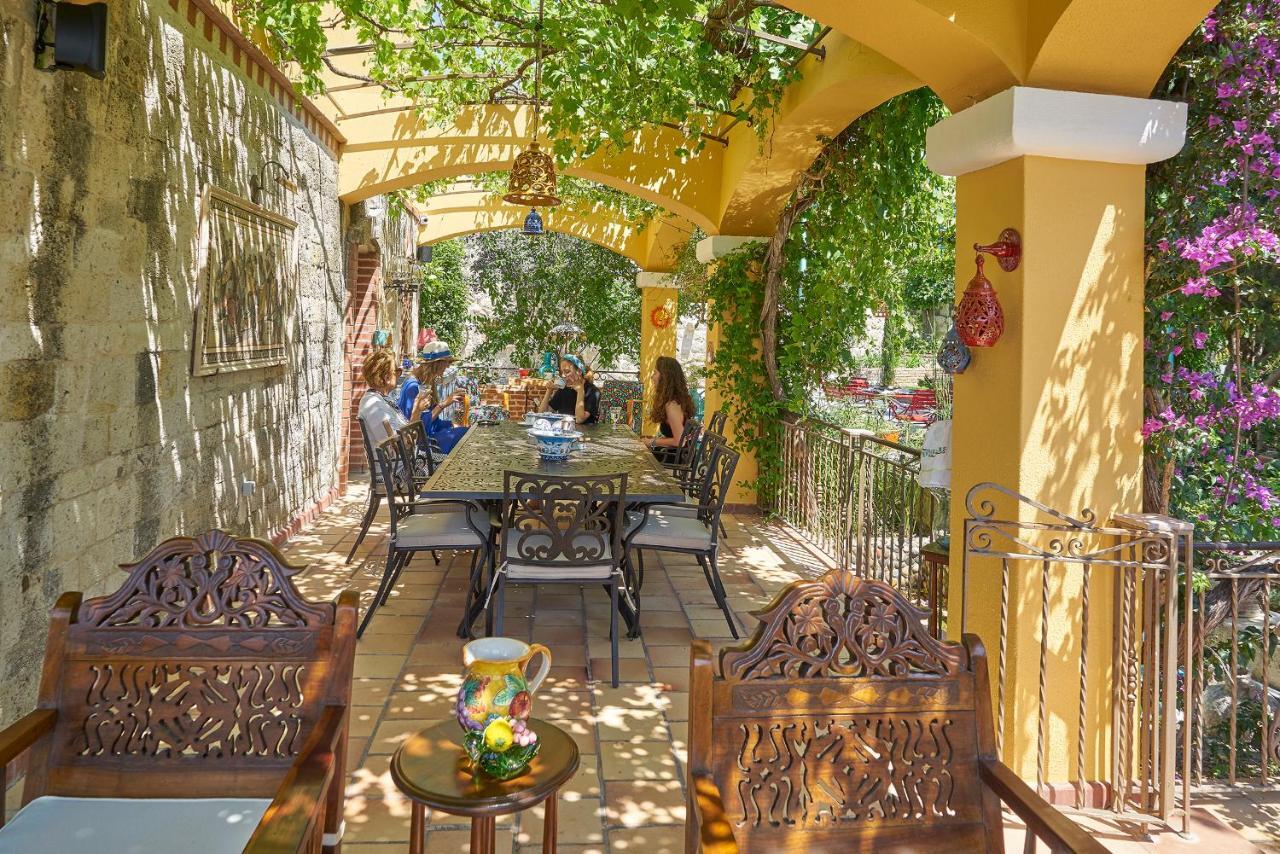 Villa Taraca Alacati Romantik Otel (Adults Only) Bagian luar foto